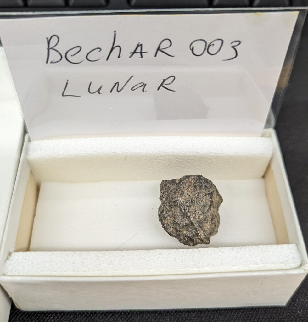 Pieces of the Moon - Canadian Museum of Nature